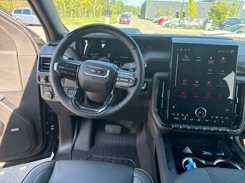 New 2026 GMC Yukon XL AT4 w/ AT4 Premium Plus Package AWD/4WD image 16