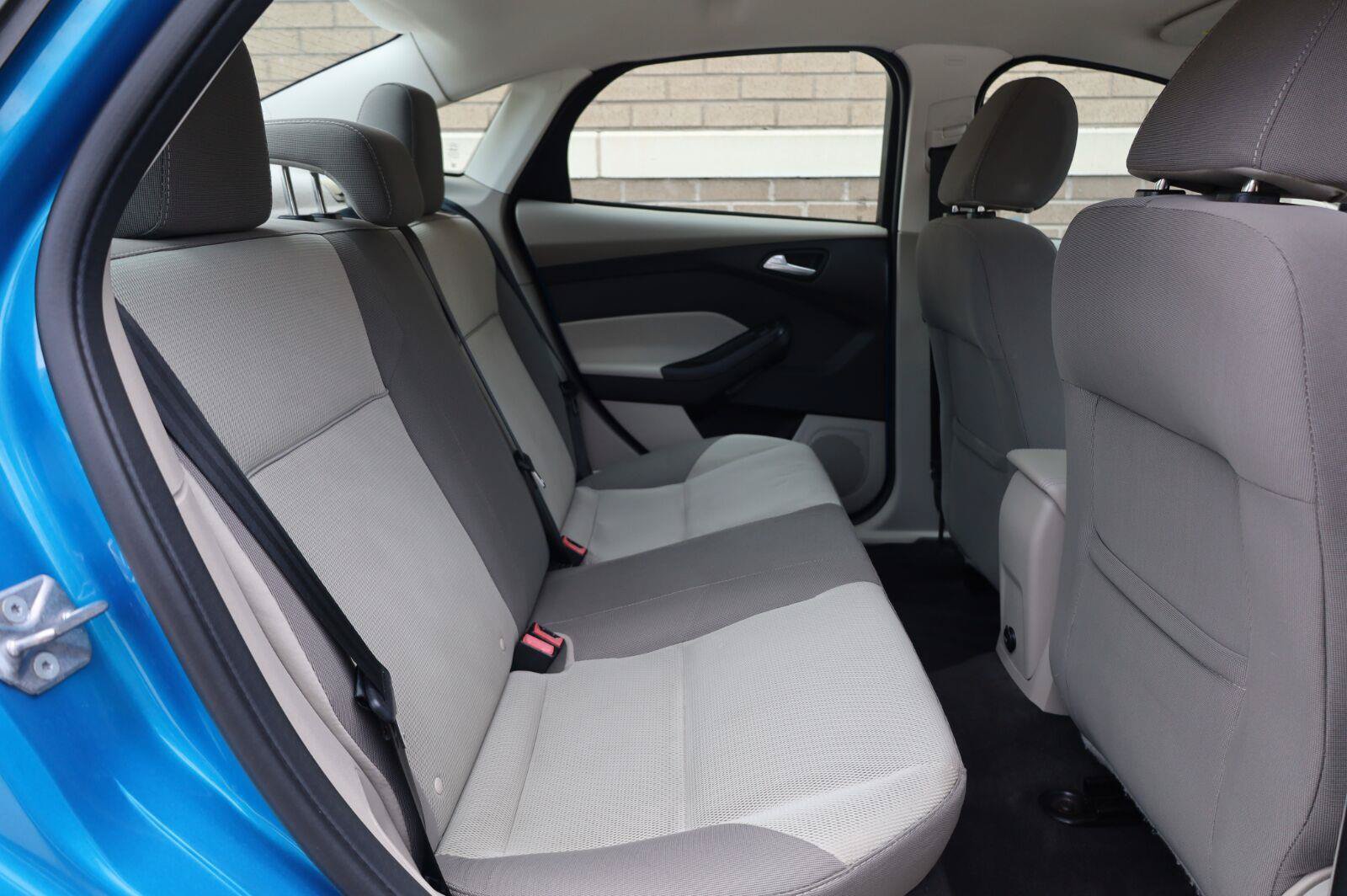 Used 2014 Ford Focus SE FWD image 23