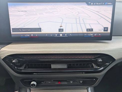 Used 2025 BMW 330i Sedan image 14