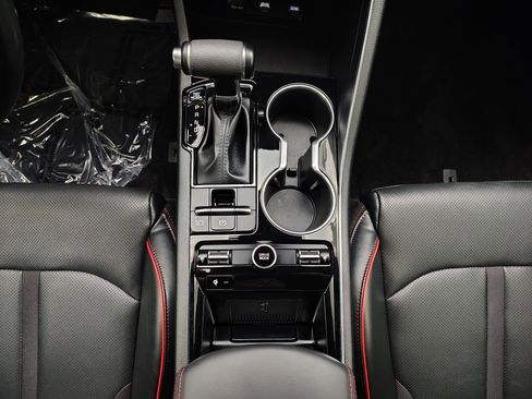 Used 2023 Kia K5 GT image 33