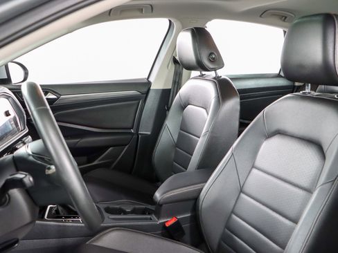 Used 2021 Volkswagen Jetta SEL image 24