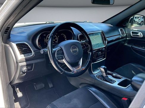 Used 2021 Jeep Grand Cherokee Laredo X AWD/4WD image 17