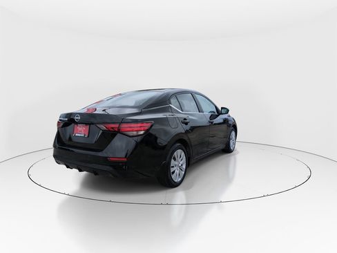 Used 2024 Nissan Sentra S FWD image 8