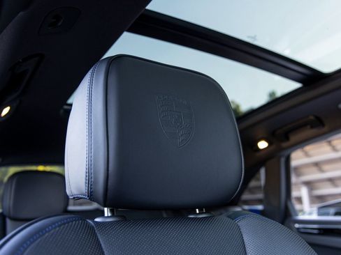 New 2025 Porsche Macan image 55