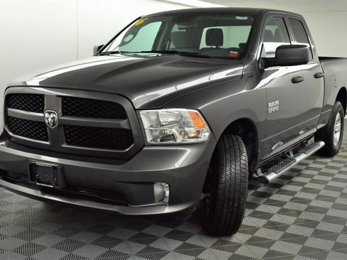 Used 2016 RAM 1500 Express AWD/4WD image 2
