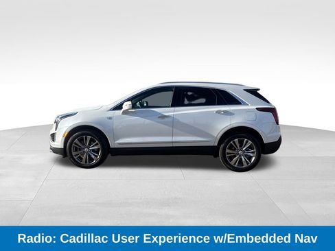 Used 2025 Cadillac XT5 Premium Luxury image 3