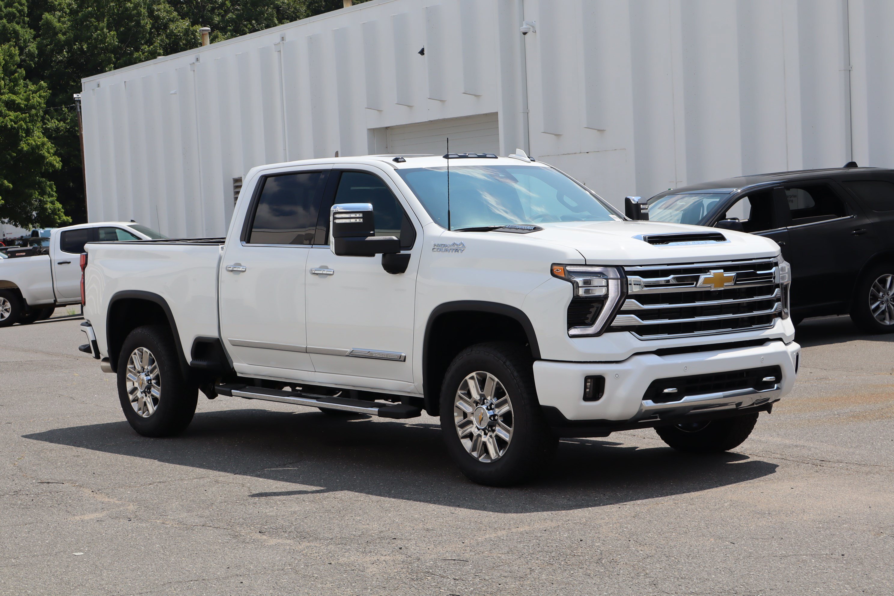 New 2026 Chevrolet Silverado 2500 High Country w/ Technology Package AWD/4WD image 2