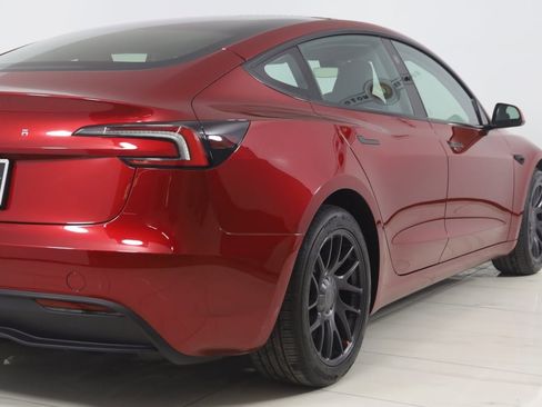 Used 2024 Tesla Model 3 Standard Range image 47