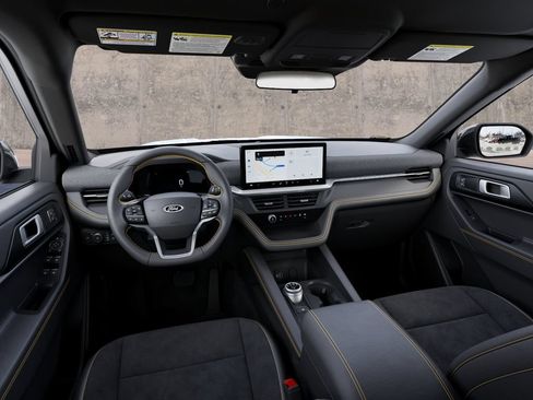 New 2027 Ford Explorer Tremor AWD/4WD image 9