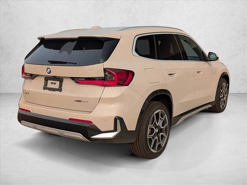Used 2026 BMW X1 xDrive28i w/ Technology Package AWD/4WD image 2