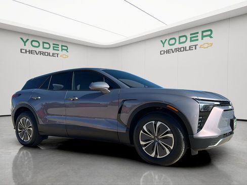 New 2026 Chevrolet Blazer EV LT image 3