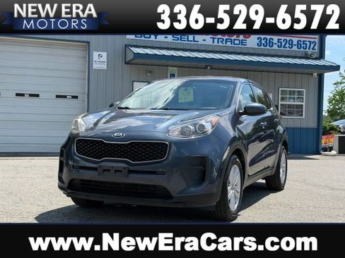 Used 2018 Kia Sportage LX FWD image 1