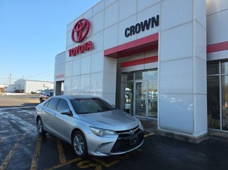 Used 2015 Toyota Camry SE video 1