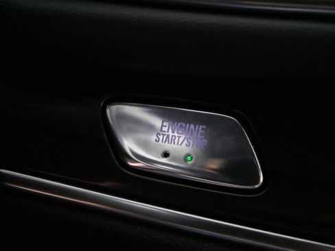 Used 2023 Buick Enclave Premium image 27