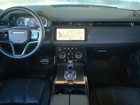 Used 2023 Land Rover Range Rover Evoque R-Dynamic SE image 17