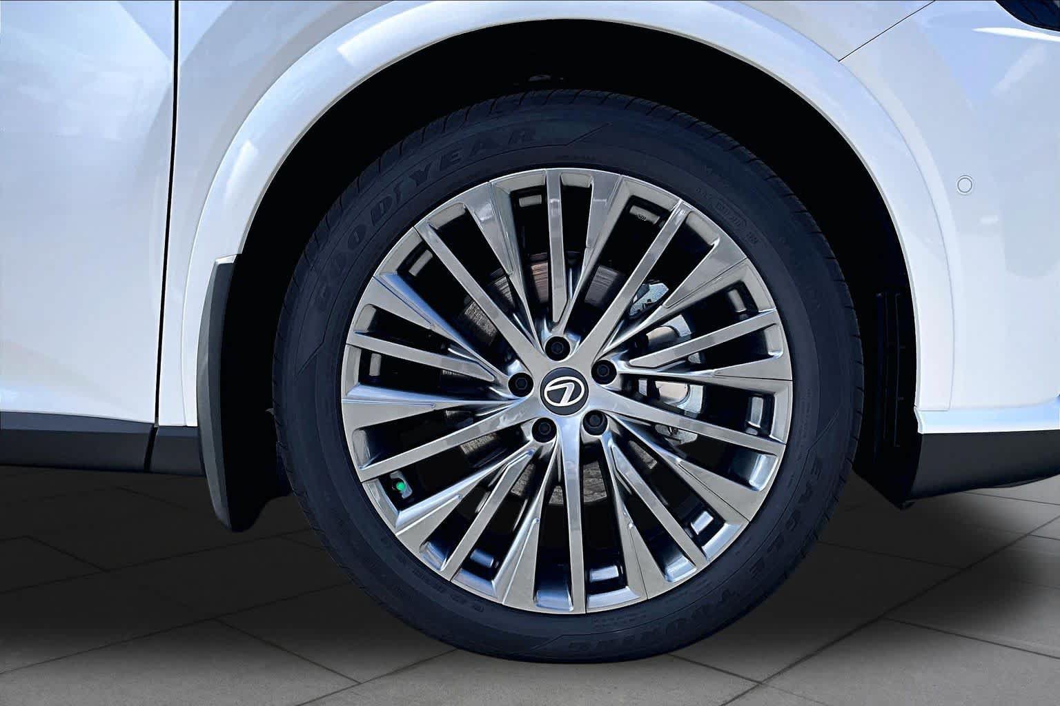 New 2026 Lexus RX 350 AWD w/ Convenience Package image 9