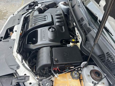 Used 2005 Chevrolet Cobalt Sedan FWD image 39