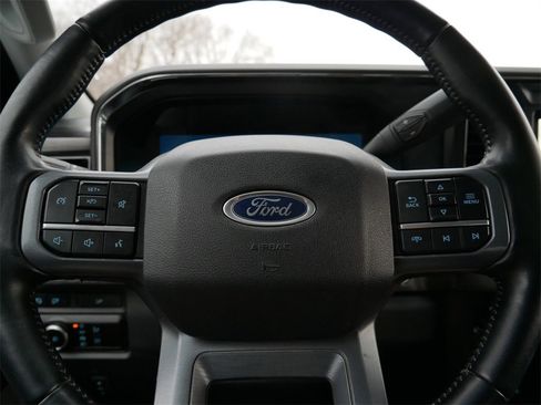 Used 2023 Ford F450 Lariat w/ Chrome Package image 19