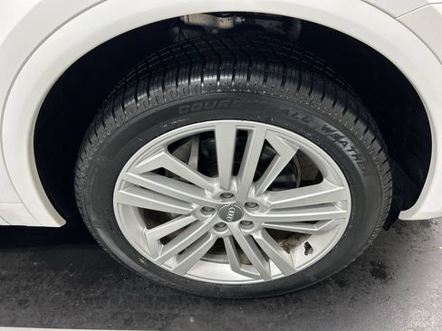 Used 2018 Audi Q5 2.0T Premium Plus w/ Premium Plus Package AWD/4WD image 8