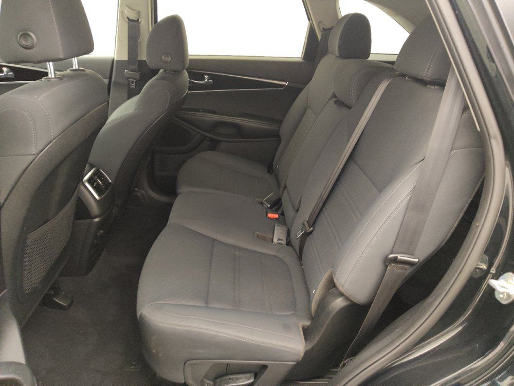 Used 2020 Kia Sorento S AWD/4WD image 18