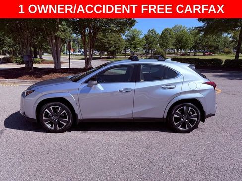 Certified 2024 Lexus UX 250h FWD w/ Premium Package image 4