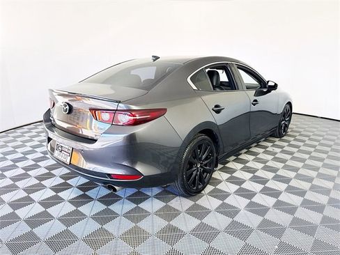 Used 2021 MAZDA MAZDA3 Premium Plus image 23