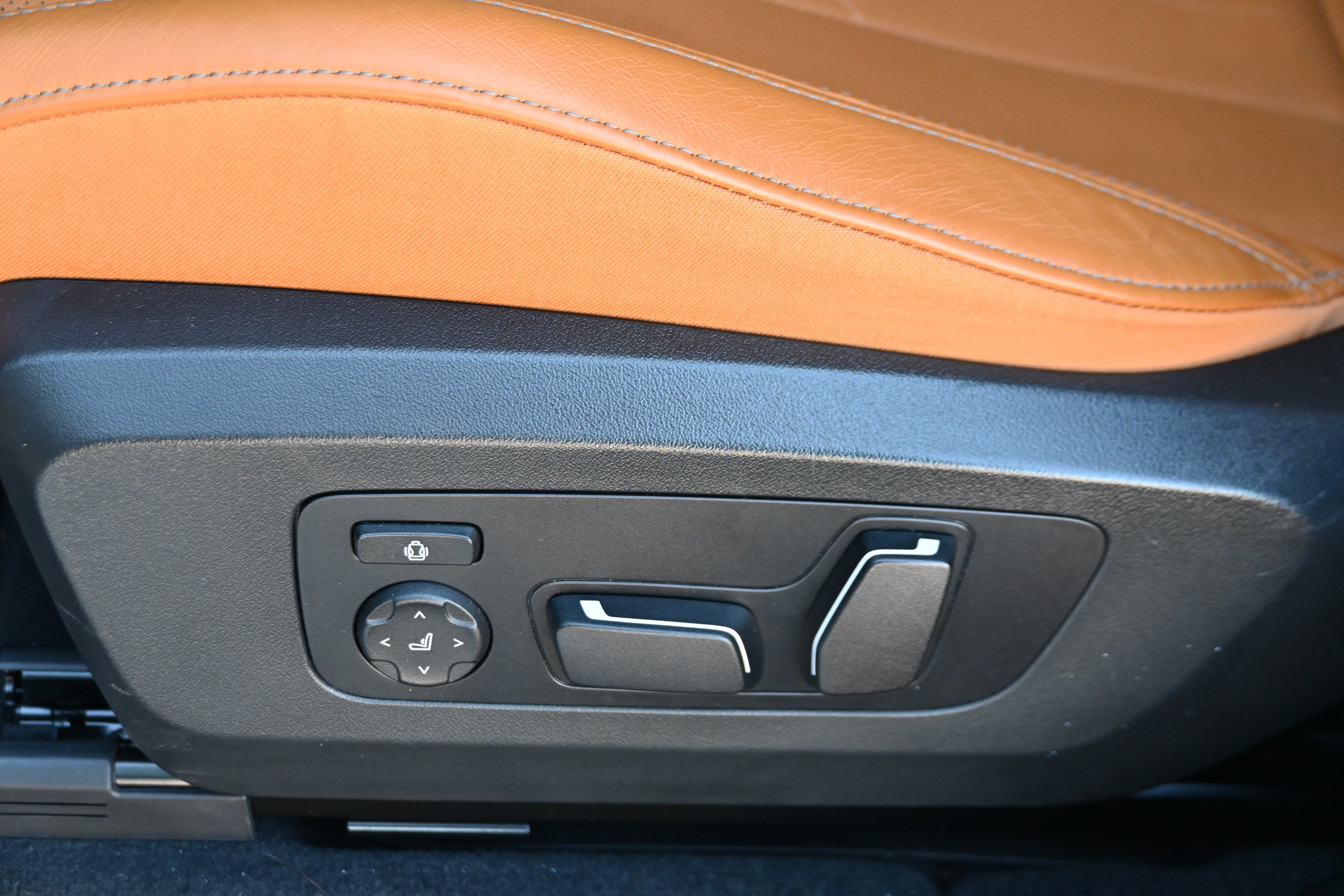 Certified 2025 BMW X3 M50 AWD/4WD image 37