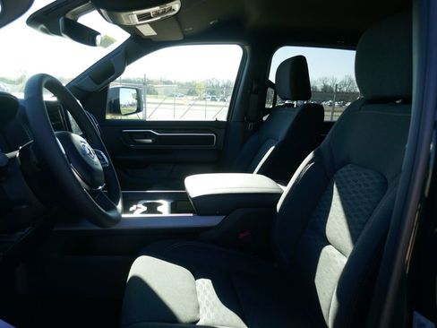 New 2026 RAM 1500 Big Horn AWD/4WD image 16
