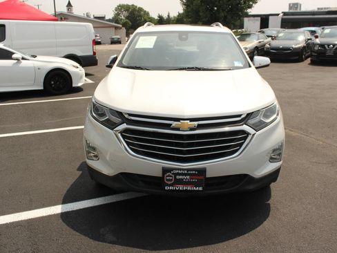Used 2018 Chevrolet Equinox Premier AWD/4WD image 11