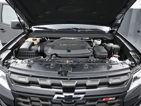 Certified 2021 Chevrolet Colorado Z71 w/ Z71 Midnight Edition image 28