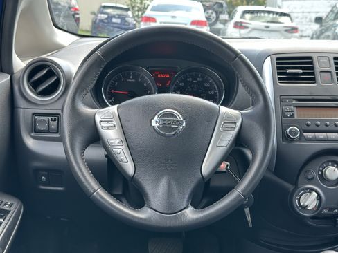 Used 2014 Nissan Versa Note SV FWD image 17