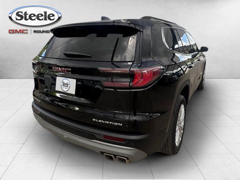 Used 2026 GMC Acadia Elevation w/ Elevation Premium Package FWD image 5