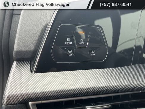 New 2025 Volkswagen GTI SE image 29