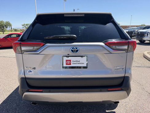 Used 2024 Toyota RAV4 Limited w/ Advanced Technology Package AWD/4WD image 4