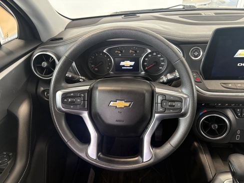 Used 2023 Chevrolet Blazer LT w/ Convenience Package FWD image 15