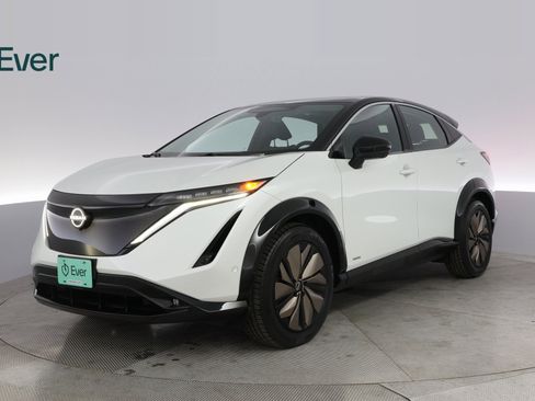 Used 2023 Nissan Ariya Premiere image 2