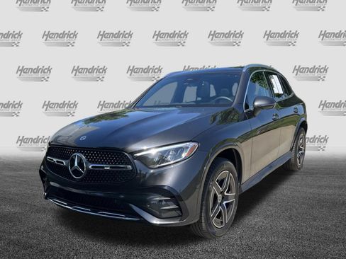 Certified 2025 Mercedes-Benz GLC 300 4MATIC image 5