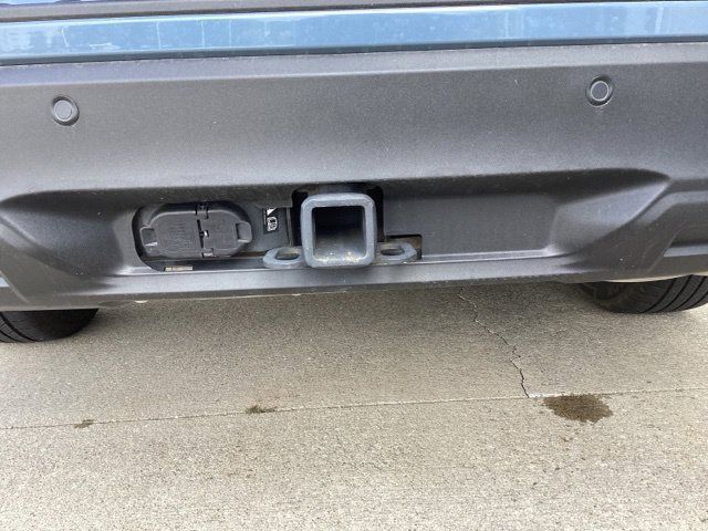 Used 2025 Ford Explorer Active AWD/4WD image 14