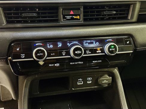 Used 2024 Honda Pilot EX-L image 15