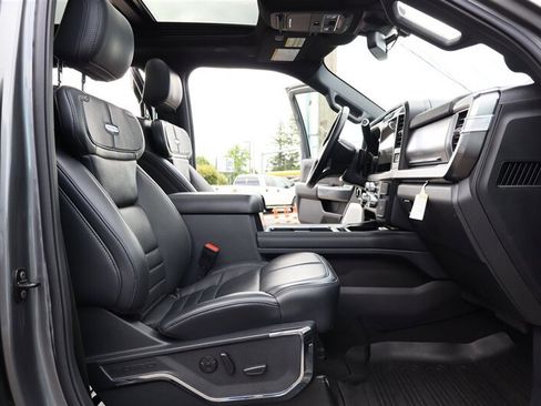 Used 2025 Ford F350 Platinum AWD/4WD image 33