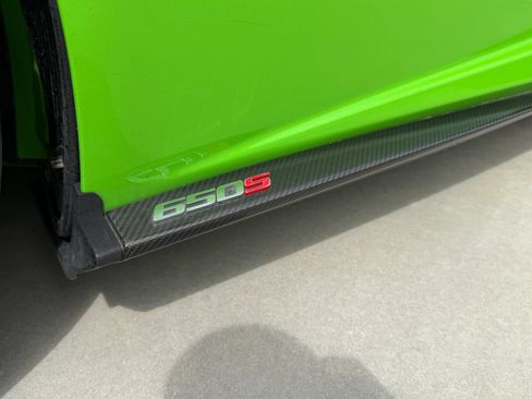 Used 2015 McLaren 650S Spider RWD image 19