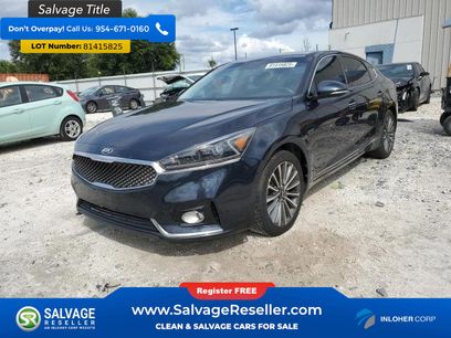 Used 2017 Kia Cadenza Premium w/ Luxury Package