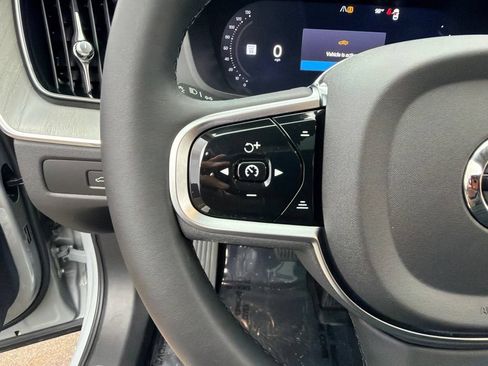 Used 2025 Volvo XC60 T8 Plus w/ Protection Package Premier AWD/4WD image 13