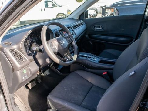 Used 2022 Honda HR-V LX image 12