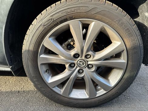Used 2021 MAZDA CX-30 FWD 2.5 S w/ Premium Package image 24