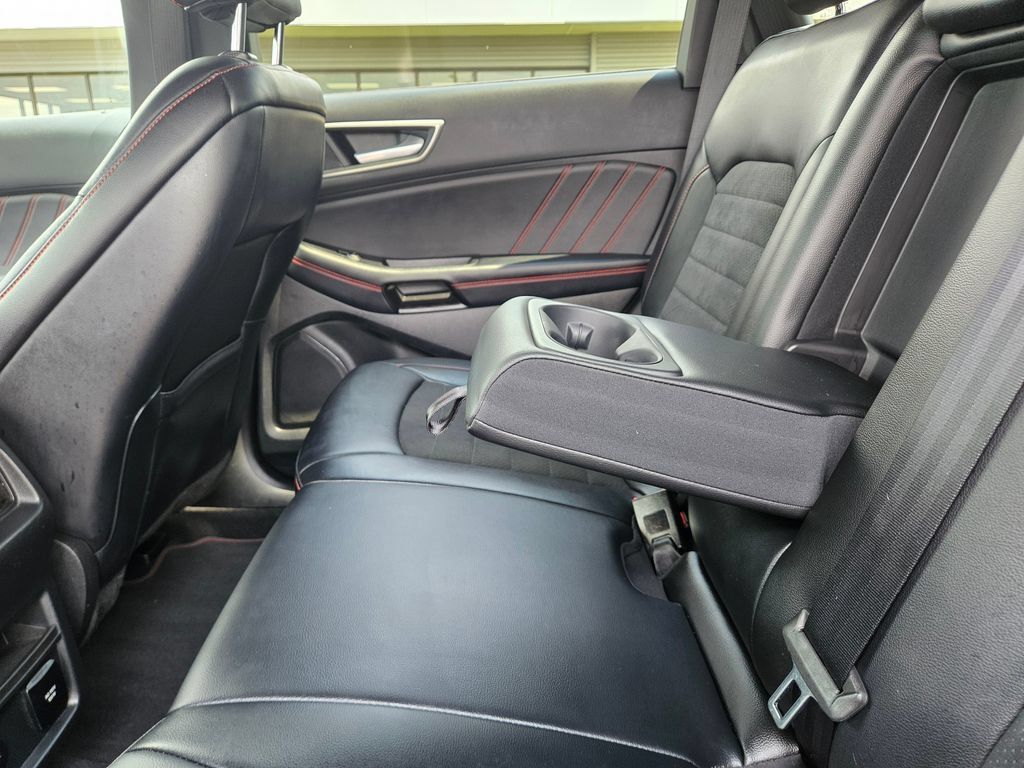 Used 2023 Ford Edge ST-Line AWD/4WD image 22