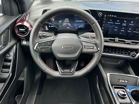 New 2026 Chevrolet Equinox RS w/ LPO, Floor Liner Package image 14