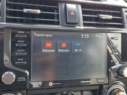 Used 2023 Toyota 4Runner TRD Off-Road Premium w/ Moonroof Package AWD/4WD image 31