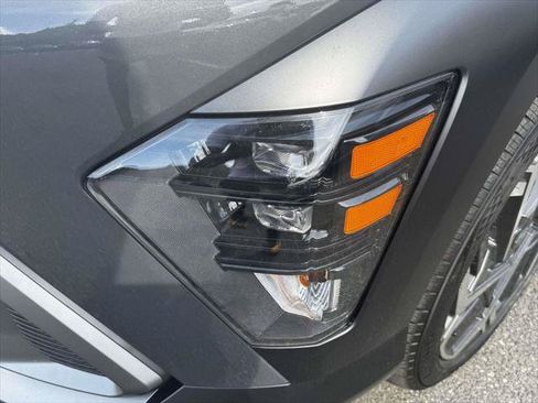 Used 2026 Hyundai Kona SEL Premium AWD/4WD image 7