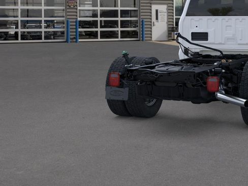 New 2026 Ford F550 4x4 Regular Cab Super Duty image 21